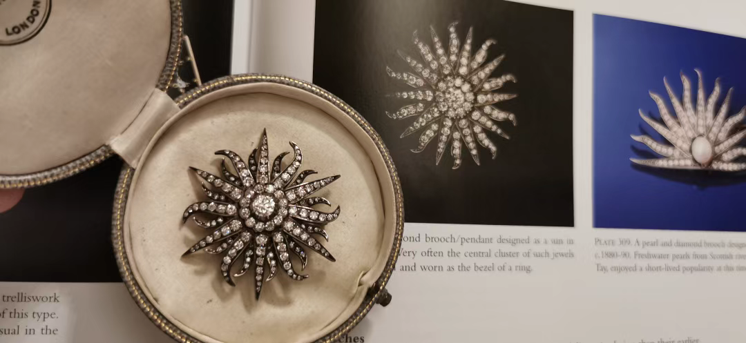 读懂珠宝|《Understanding Jewellery》中文正版 你的新年第一本珠宝书 读懂珠宝|《Understanding Jewellery》中文正版 你的新年第一本珠宝书