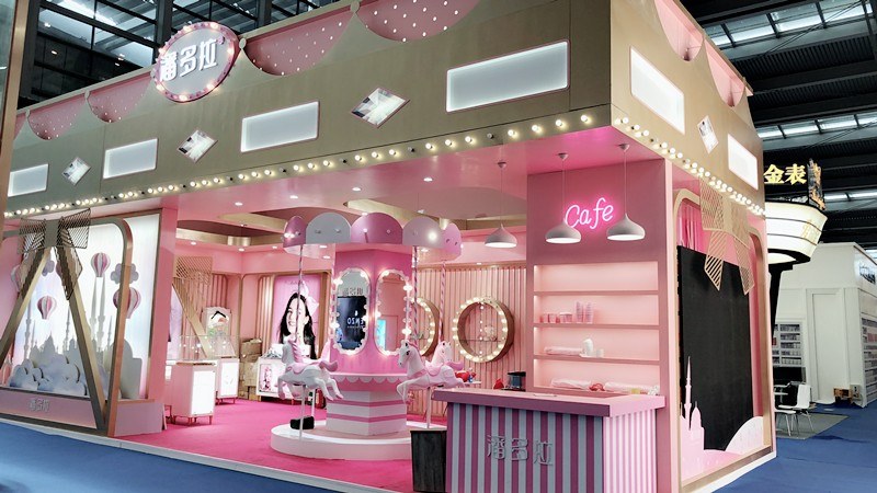 童话梦境|潘多拉新生代创意集合店亮相深圳国际珠宝展
