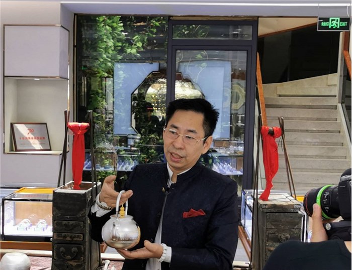 《深圳非遗》走进庆美银楼