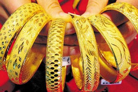 苏宁百货官宣：黄金珠宝纳入24期免息活动