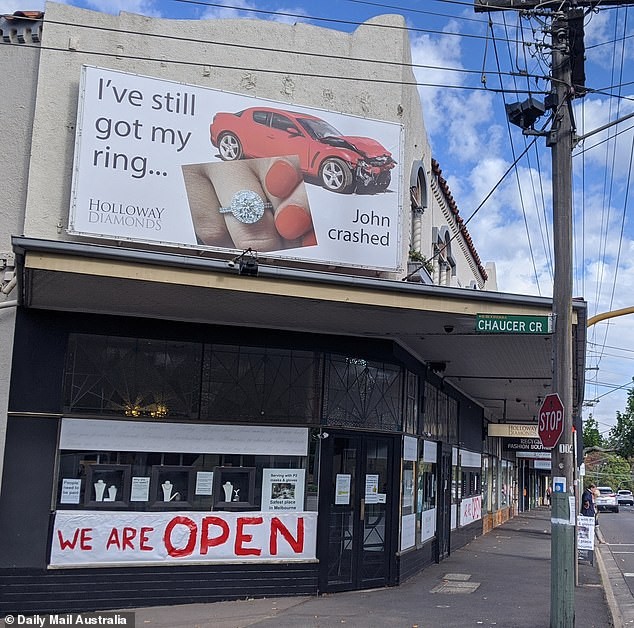 澳洲一珠宝商在禁令期间拒绝关闭店铺