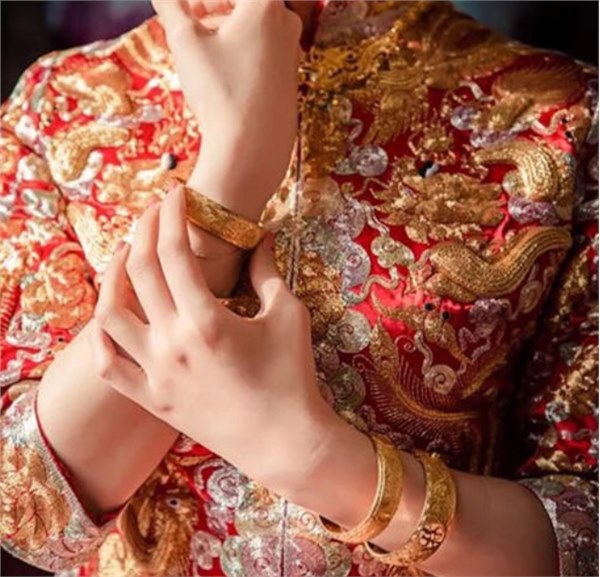 消费升级叠加金价回落，深圳水贝珠宝市场生意火爆