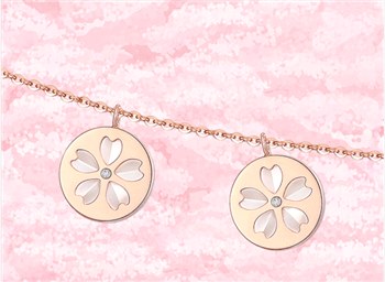 武汉『胜放』| 樱花树下，今天我们终于与春天相见